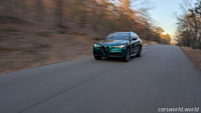 Antes de que se Acabe, El Alfa Romeo Stelvio 2025 Nos Recuerda Por Qué Es Importante Conducir | Carscoops